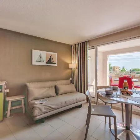 Les Marines-44 By Interhome *